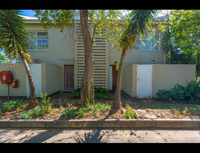 3 BEDROOM TOWNHOUSE FOR SALE IN BROADACRES
